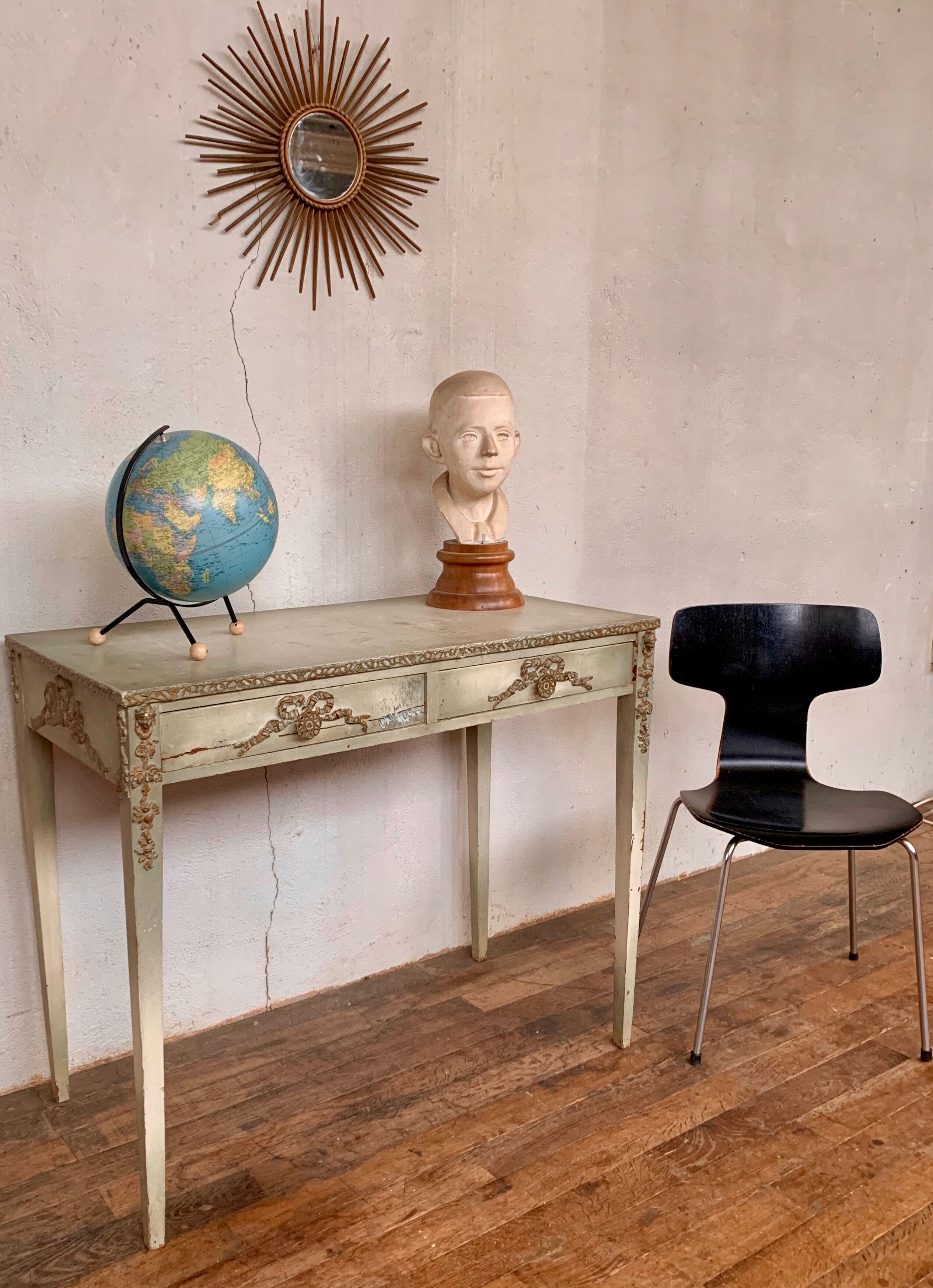 Console, Louis XVI style in pine with original grey patina