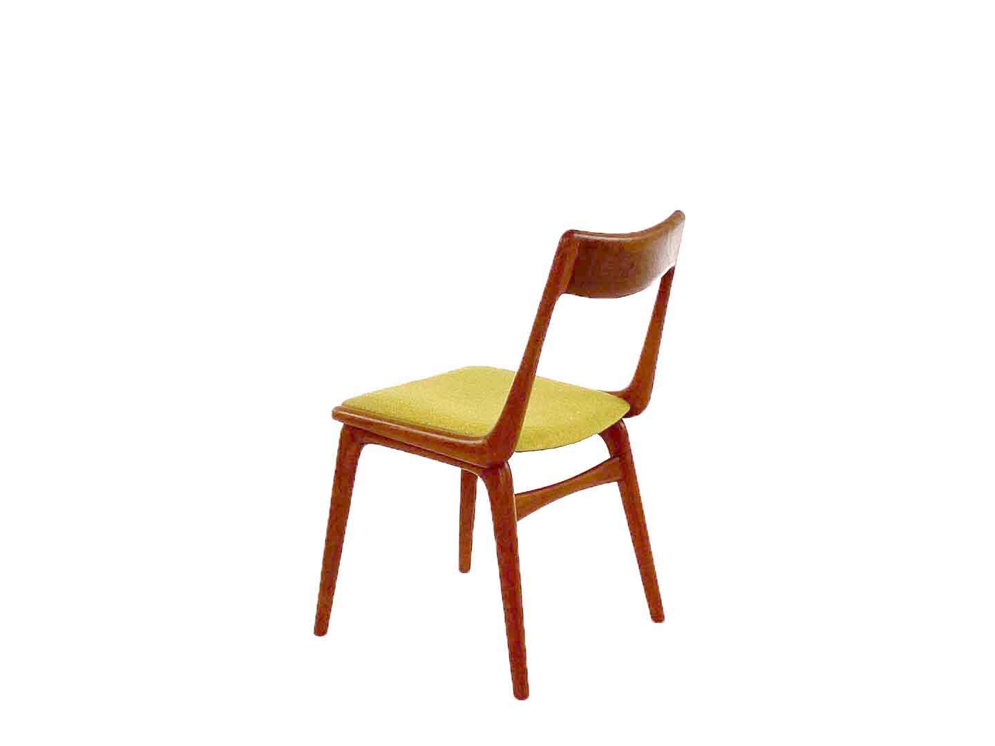 Vintage teak boomerang chair model 370 by Alfred Christensen, 1960s