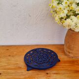 Decotec round cast iron trivets