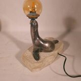 Lampe "otarie" art deco en bronze argenté
