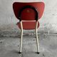 Set de 5 chaises Brabantia en contreplaqué laqué rouge et métal crème, design néerlandais des années 1960.