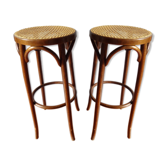 2 old bar stools curved wood sitting cannée