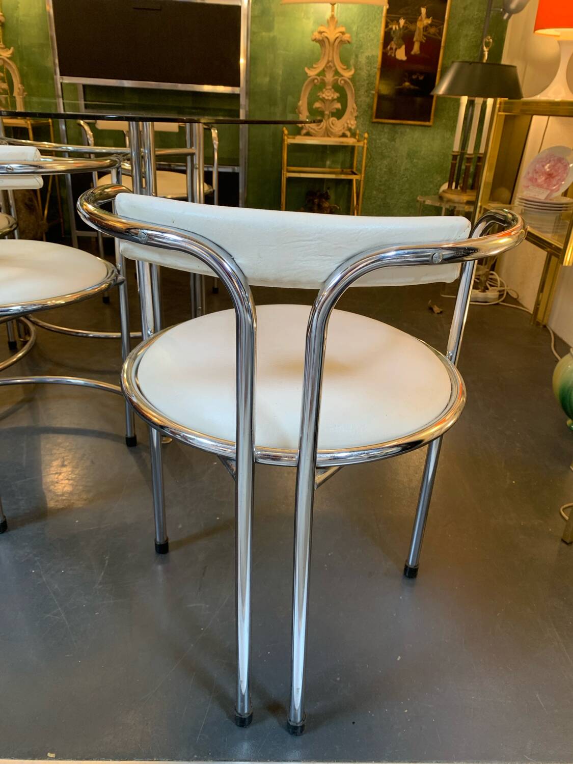 Ensemble table et chaises chrome et verre