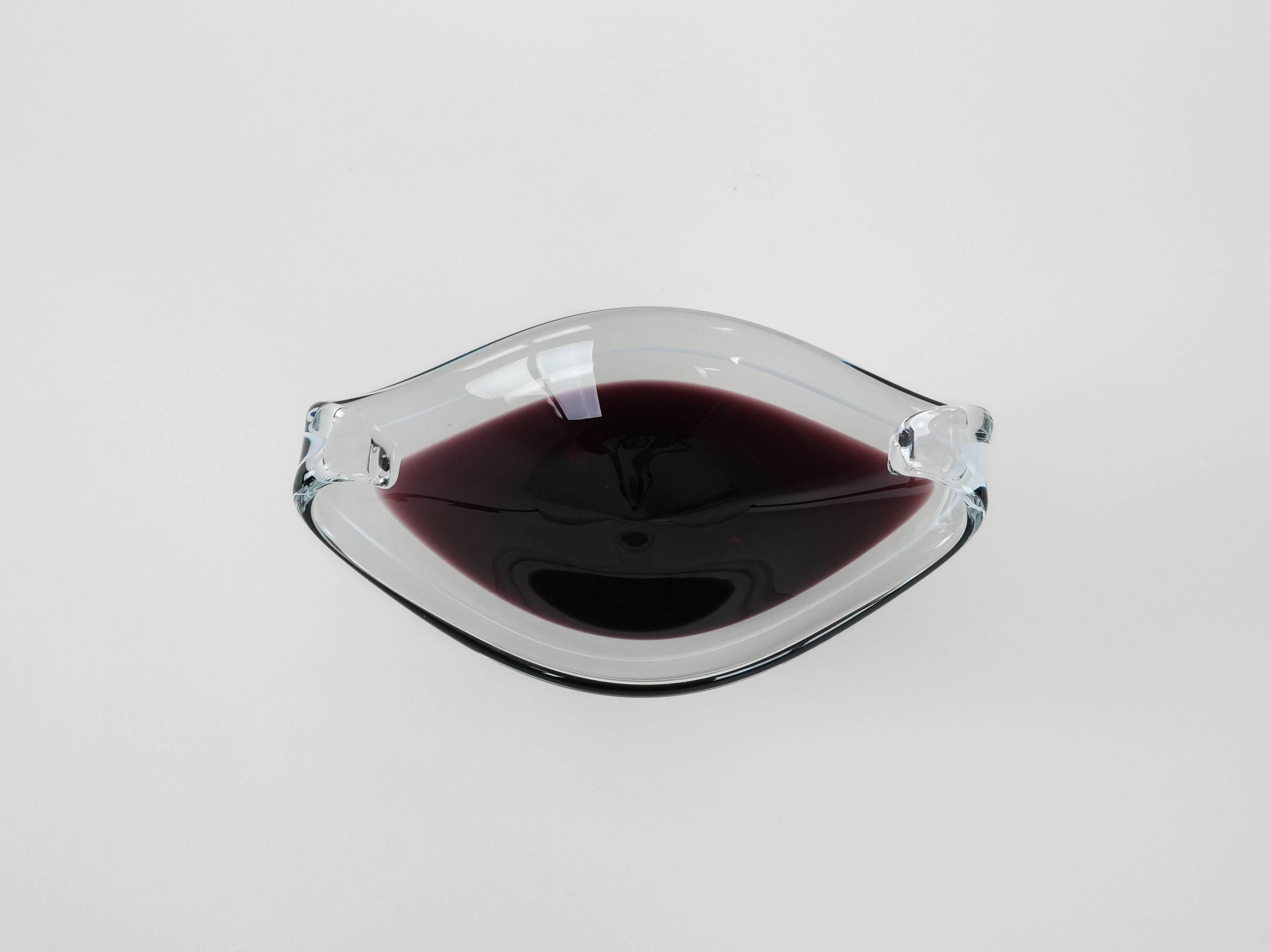 Platter, Murano glass, Italian design, 1950s, production: Italy