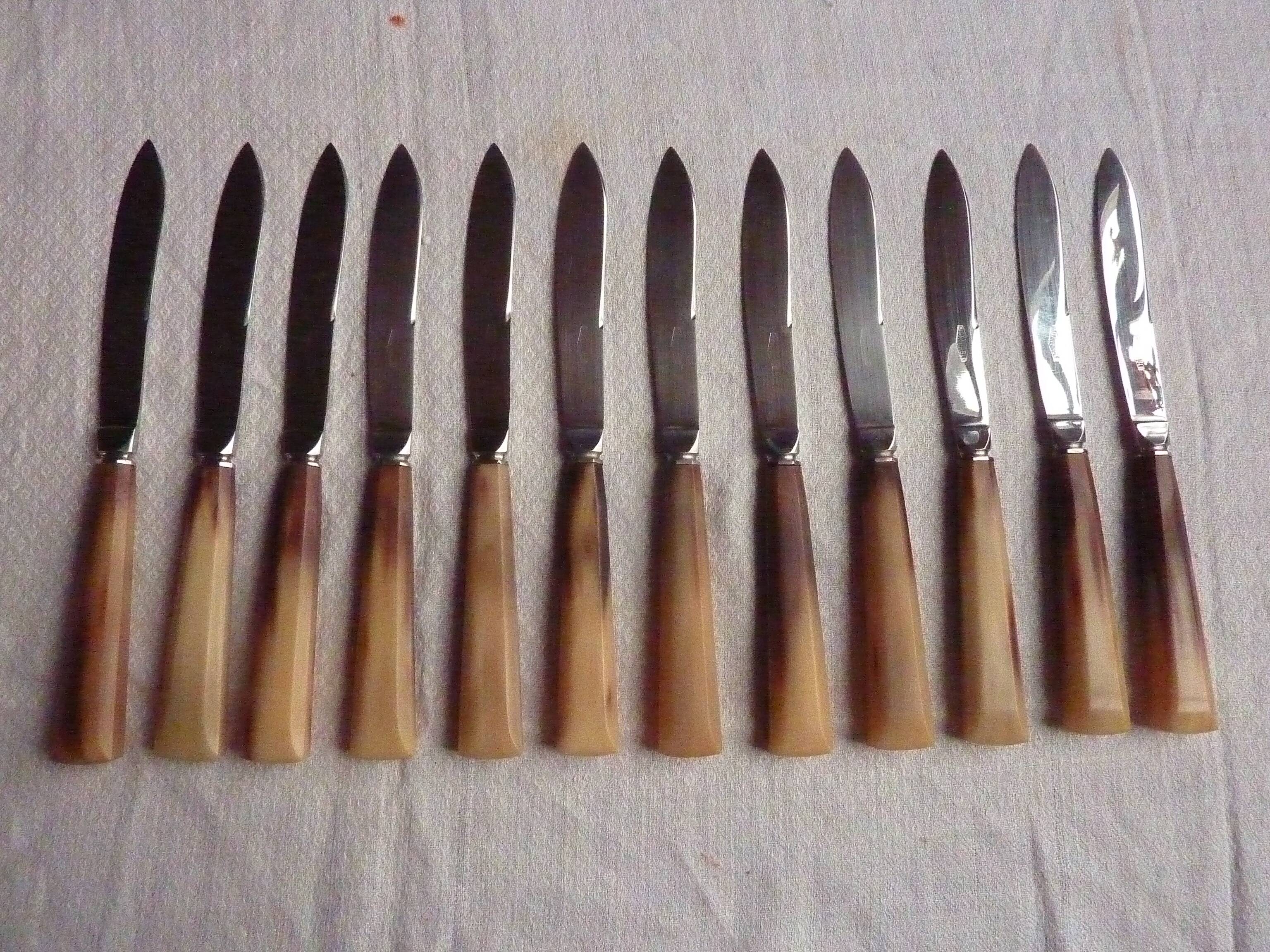 Art Deco horn walking knife set (2 knives, 12 large and 12 small)