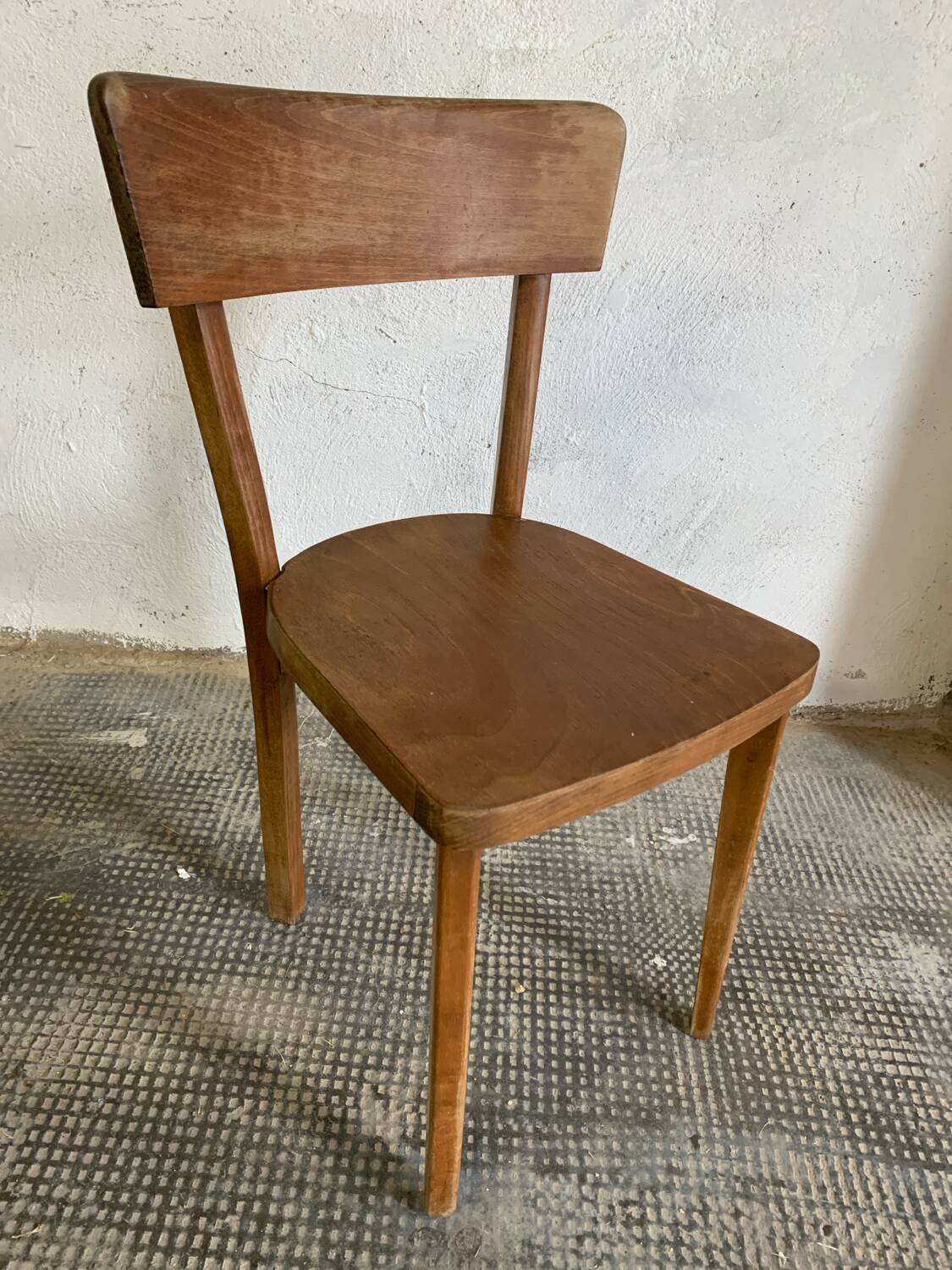 Luterma Bistro Chair