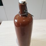Bouteille ancienne en grès
