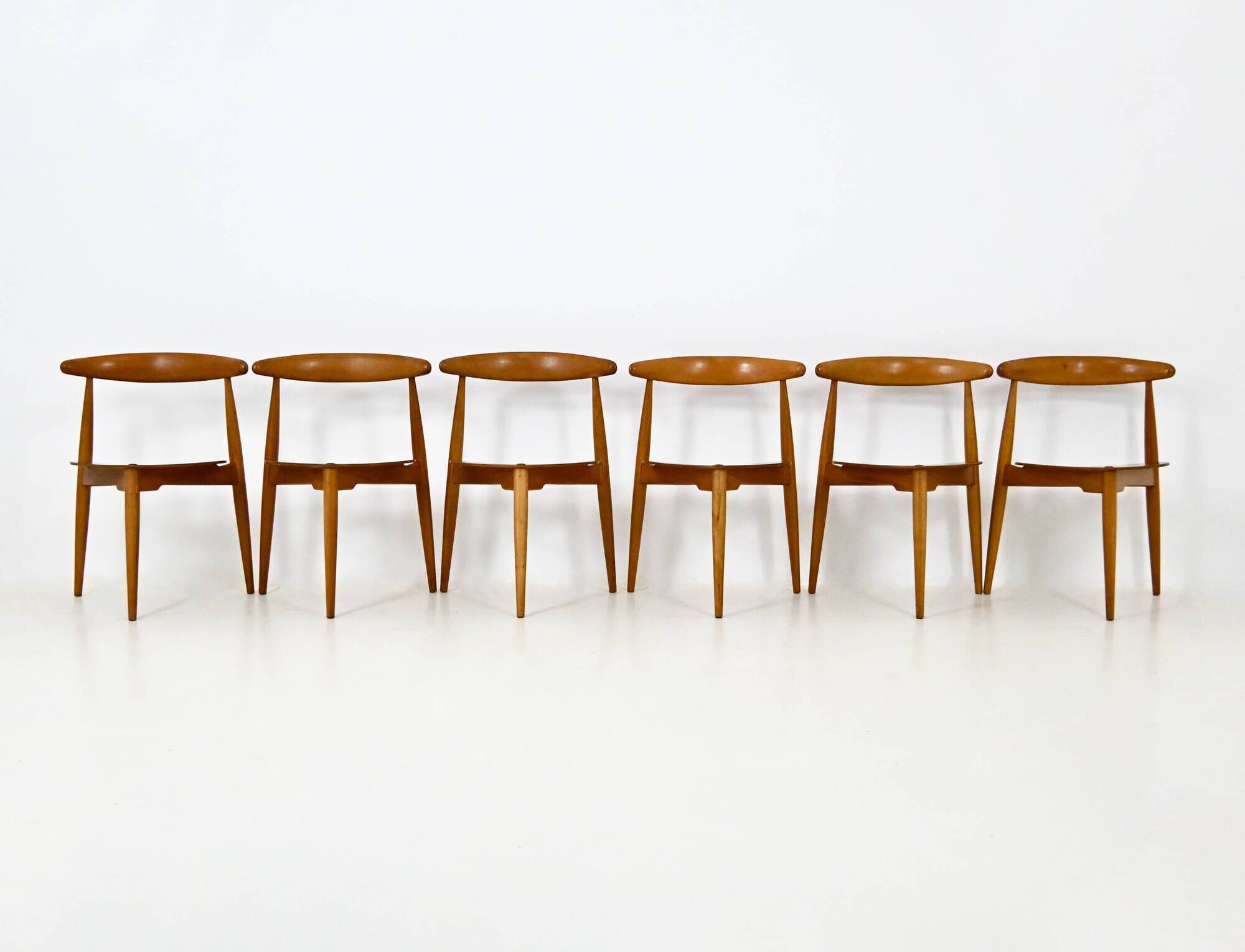 Dining set by Hans J. Wegner for Fritz Hansen, 1950s