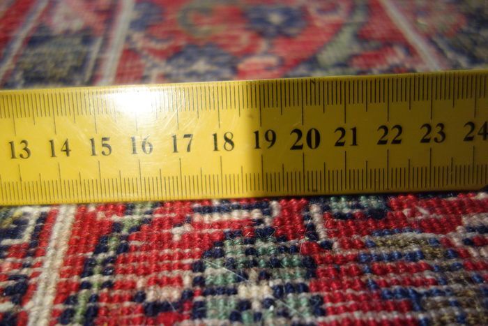 Tabriz Persian Carpet - 210x138 cm