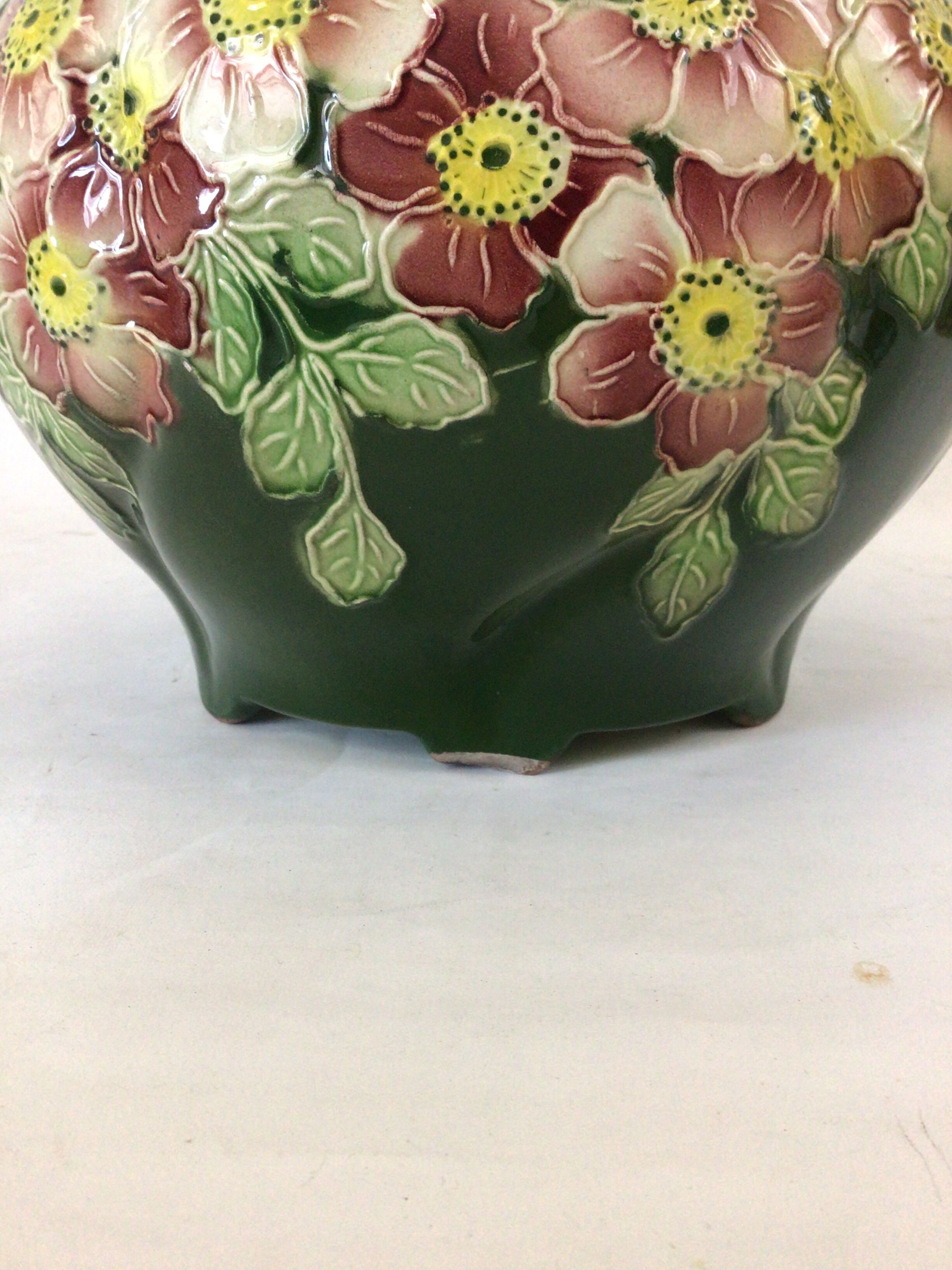 Cache pot Saint Clément 1920-1930