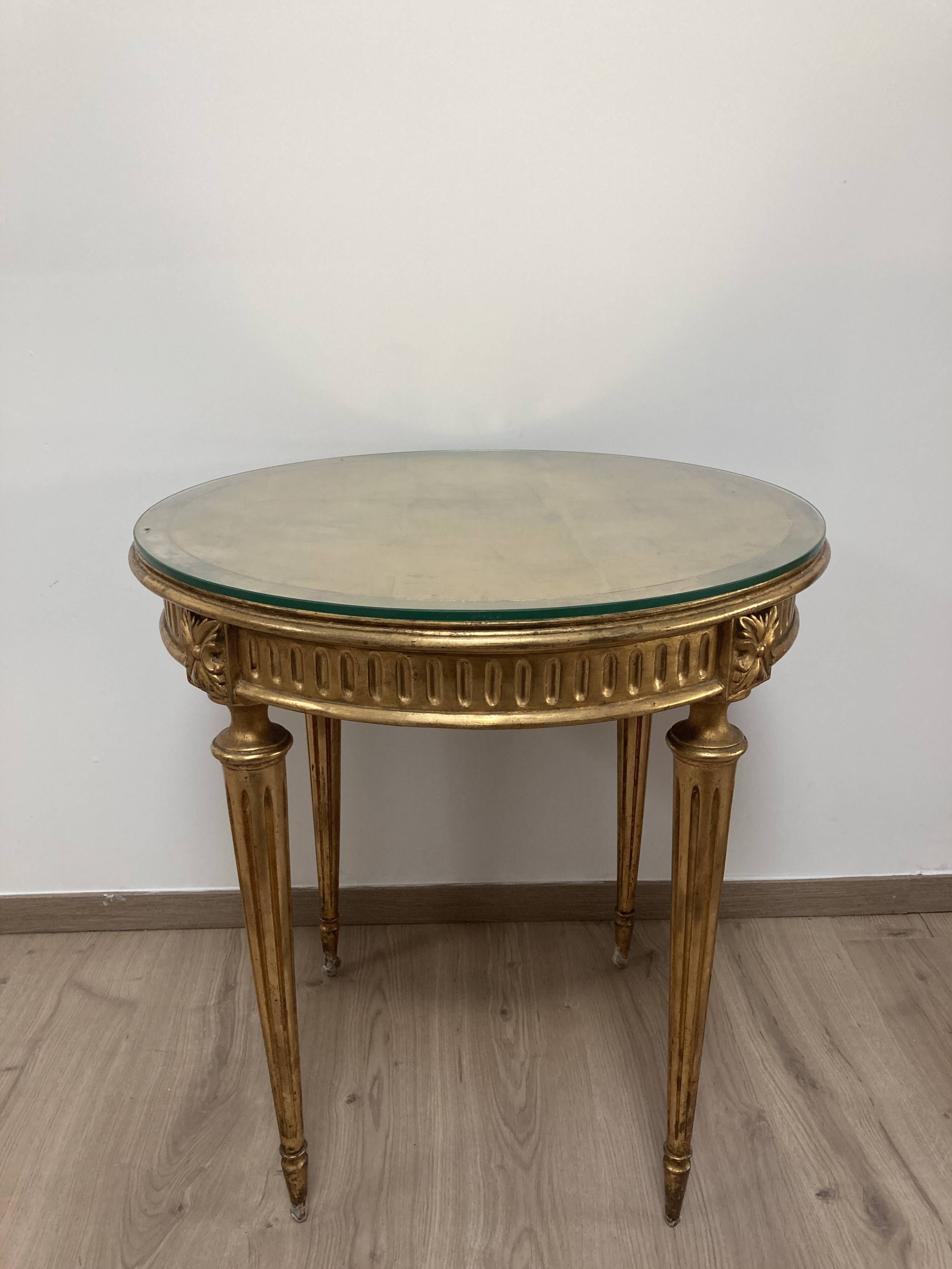Round table gilded wood louis xvi style under glass
