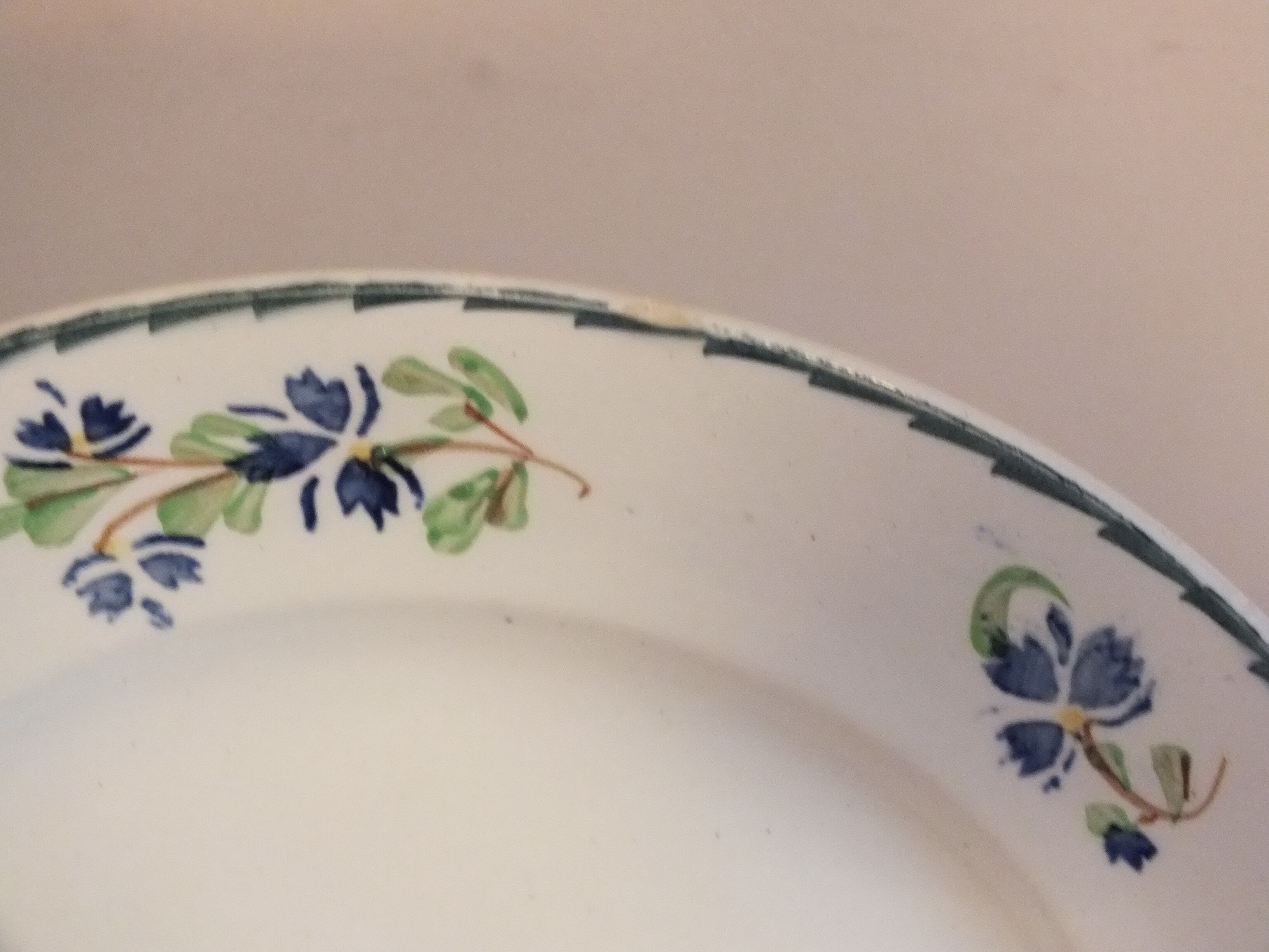 10 flat plates in Iron earth blueberry décor