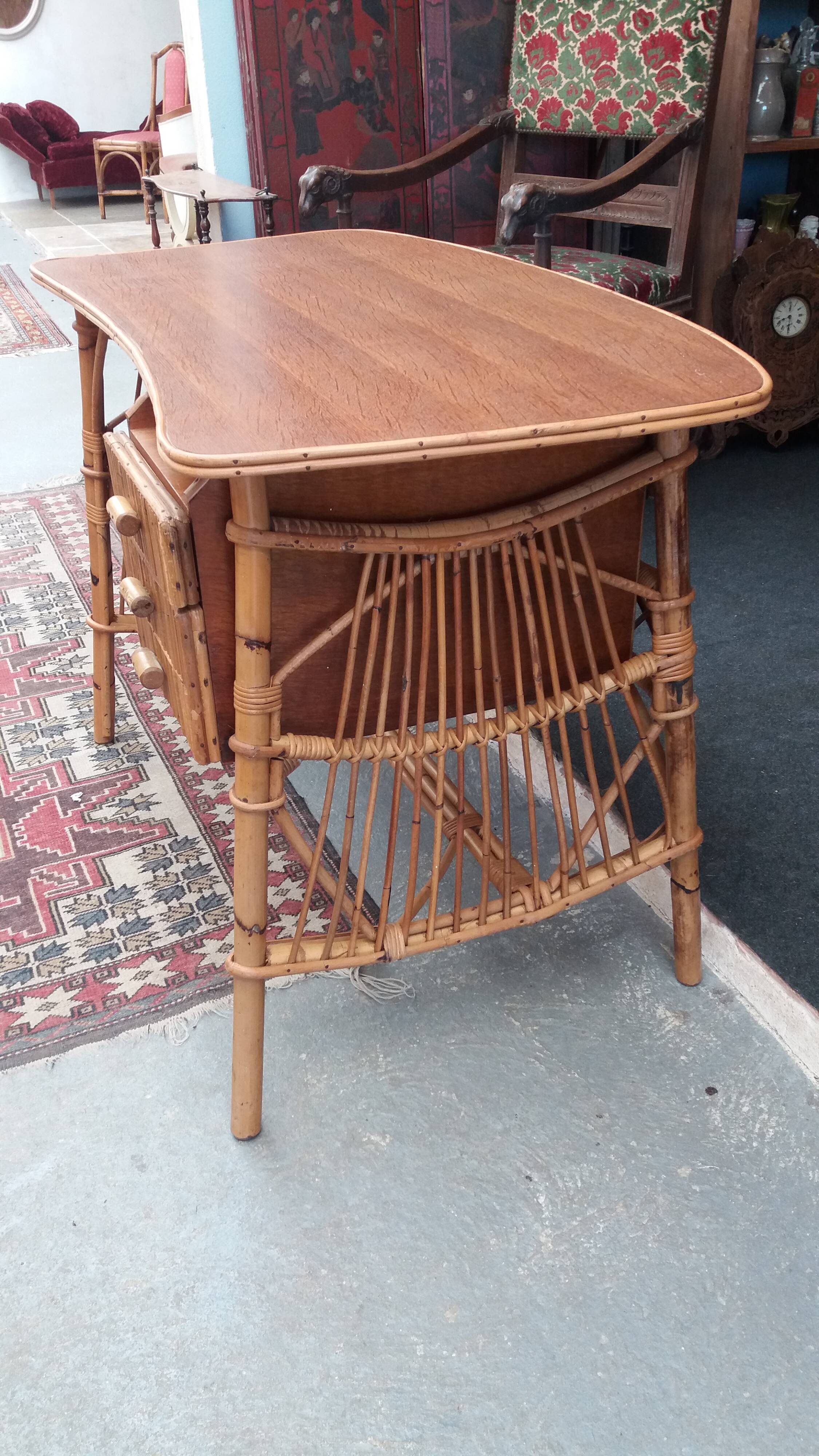 Rattan desk from the 1960s/1970s.