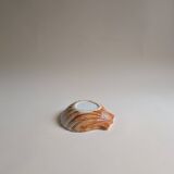 Shell emptier