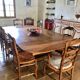 Table ancienne en noyer massif