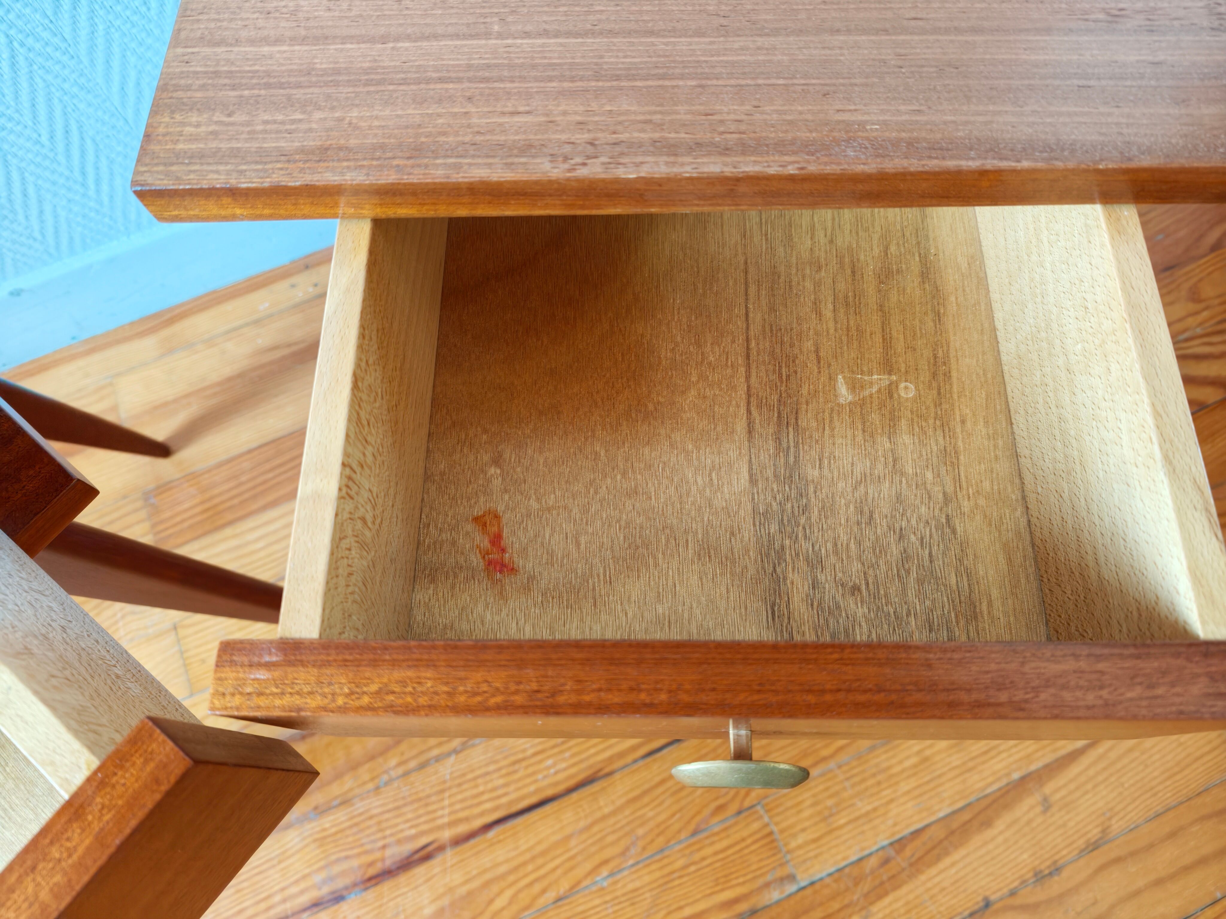 Paire de tables de chevet vintage Mid-century pieds compas