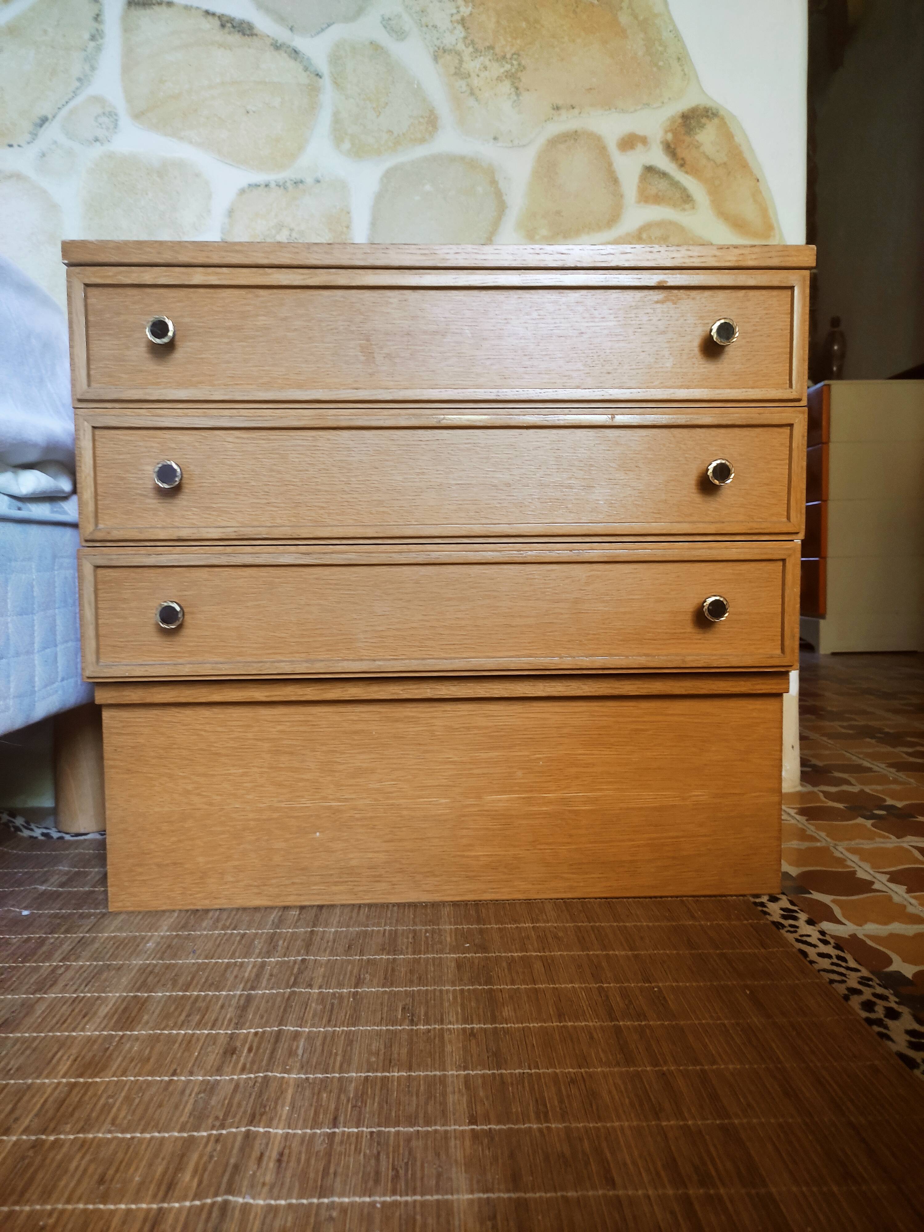 Bedside 3 drawers in light wood