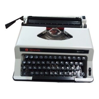 Machine à écrire Olympiette Spécial
