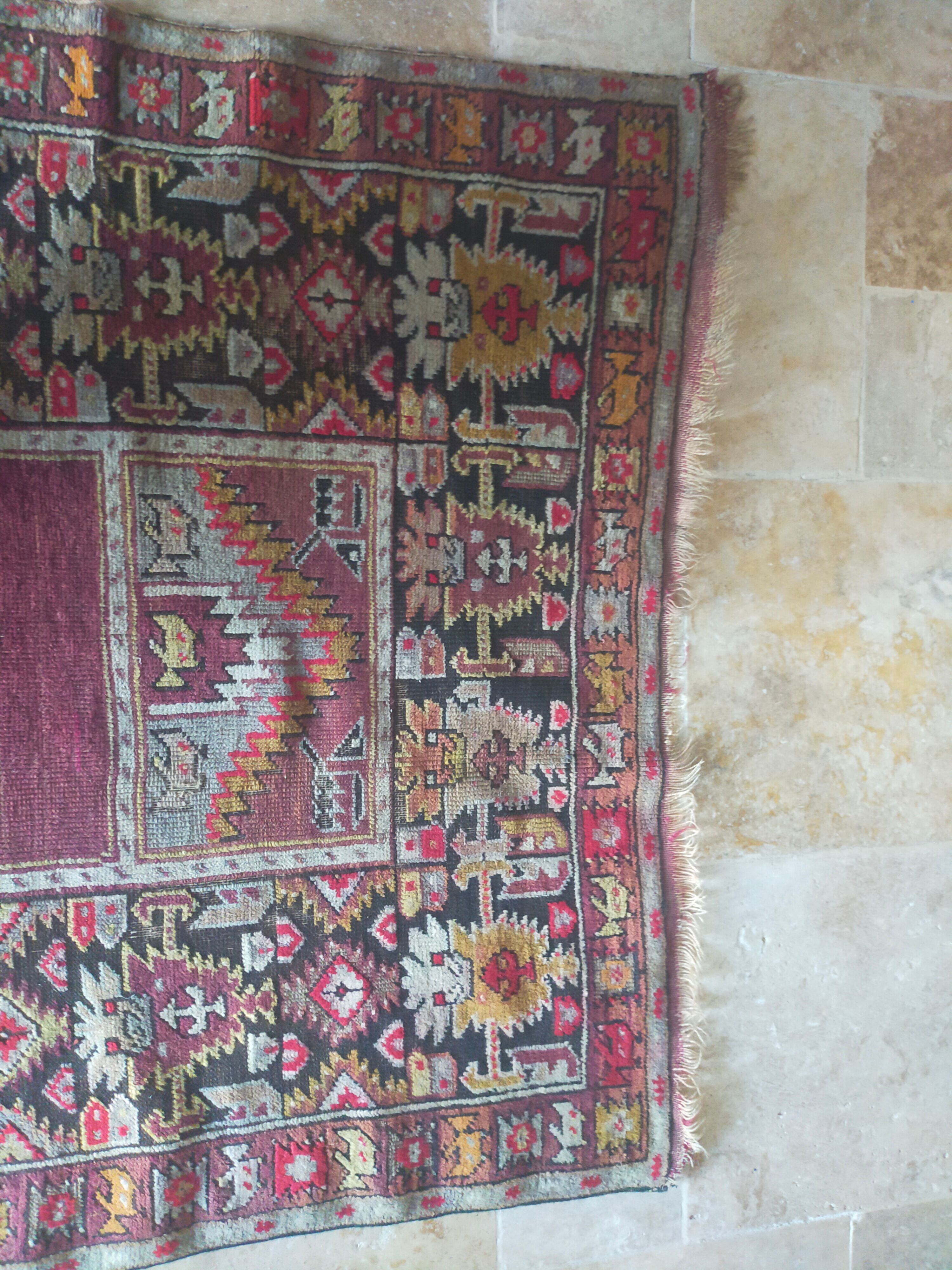 Kilim carpet 187 x 114