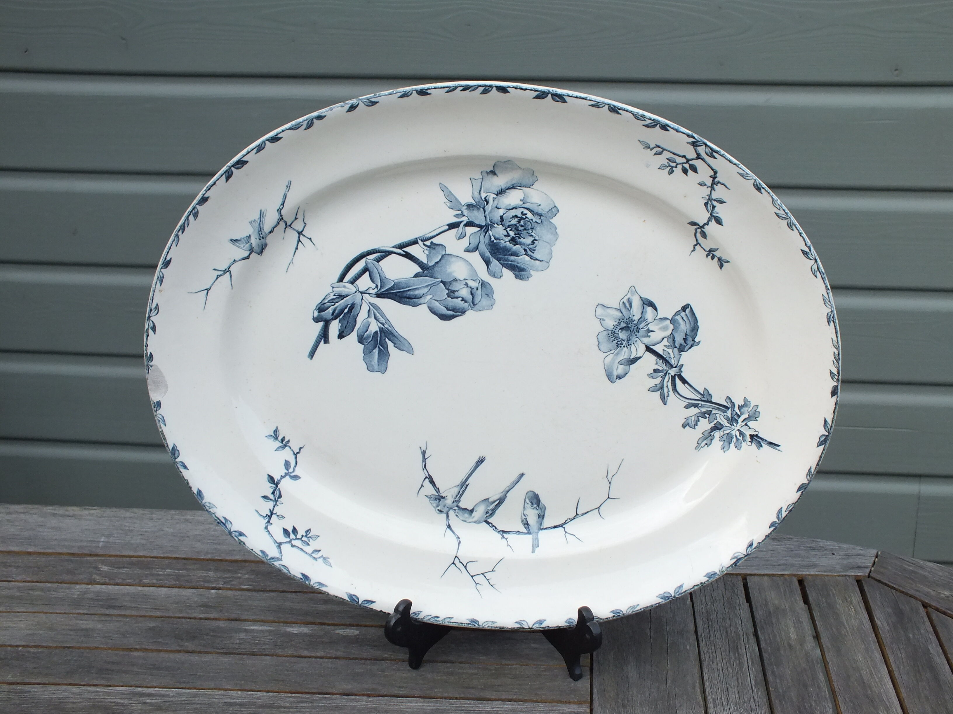 Dish in Terre de Fer decoration Spring, birds - 38x47 cms