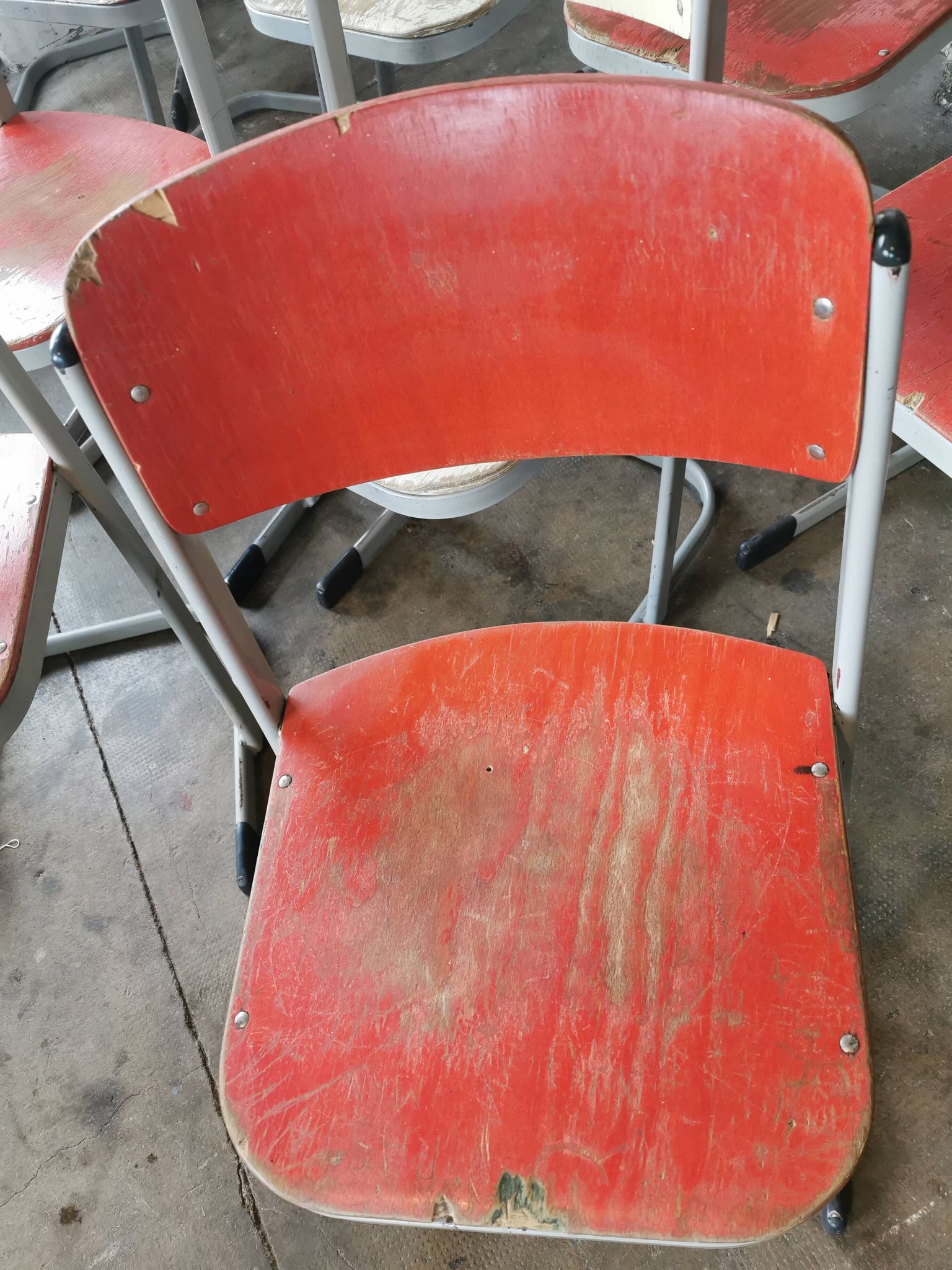 Set of 14 vintage stackable chairs
