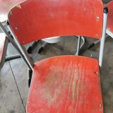 Set de 14 chaises vintages empilables