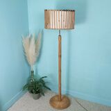 Rattan lamppost