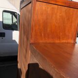 Asymmetrical cabinet