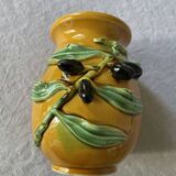 Vallauris slurry olive pot