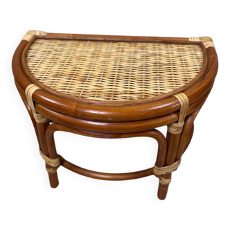 Rattan plant holder