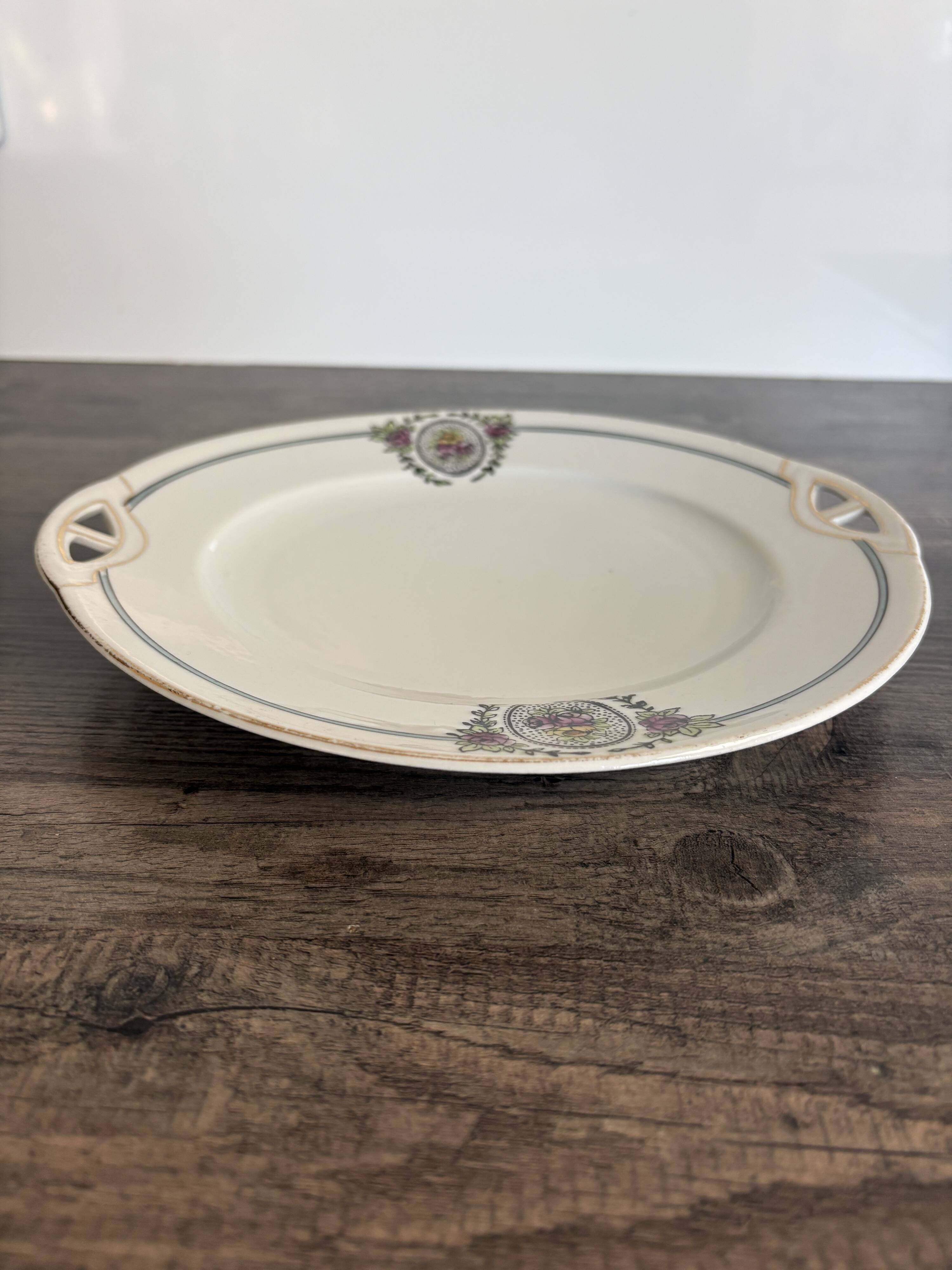 Vintage Art Deco handled dish