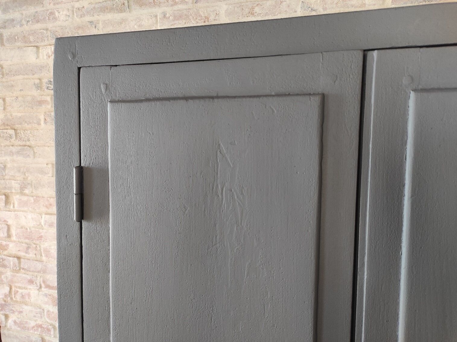Armoire parisienne