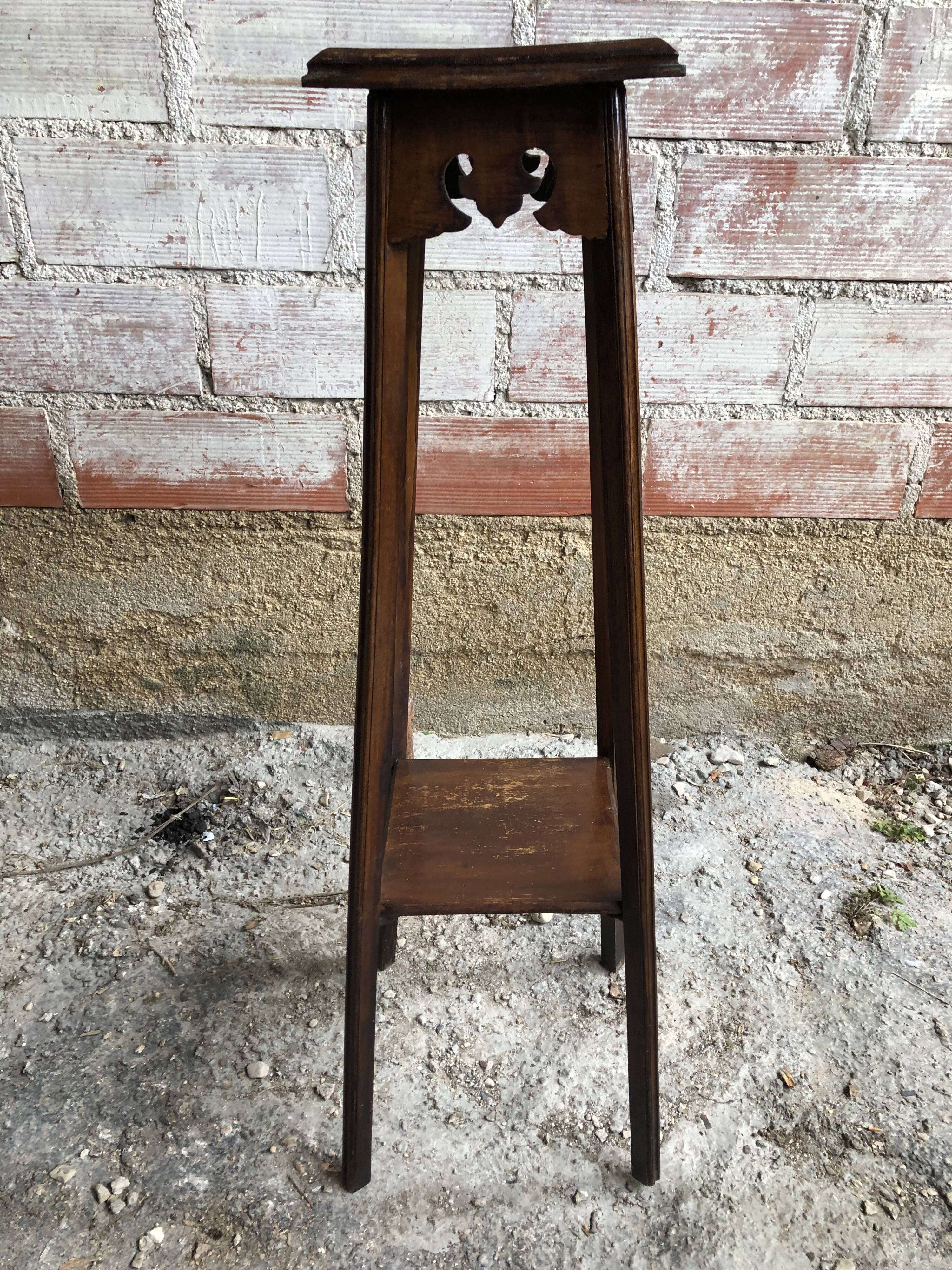 Sellette sculptée bois pieds compas vintage