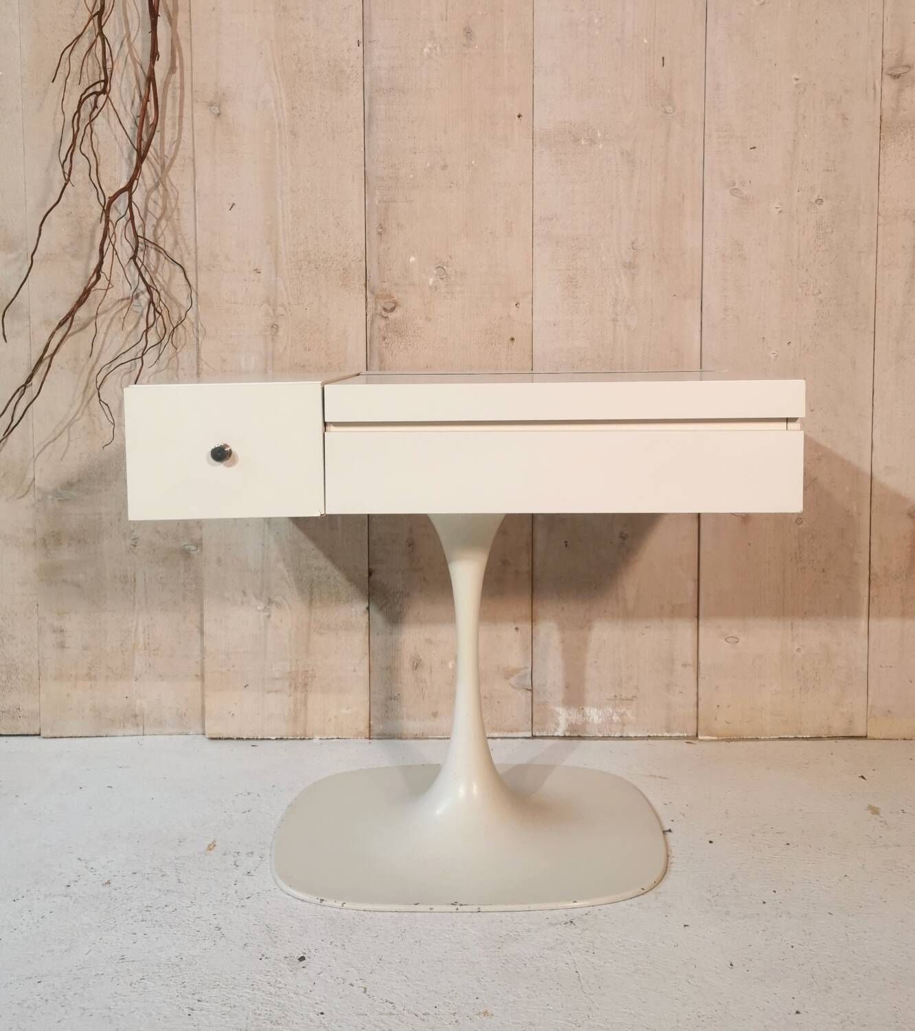 Vintage dressing table