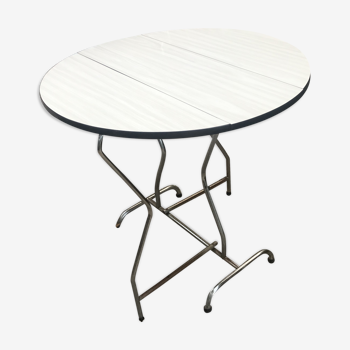 Folding formica table