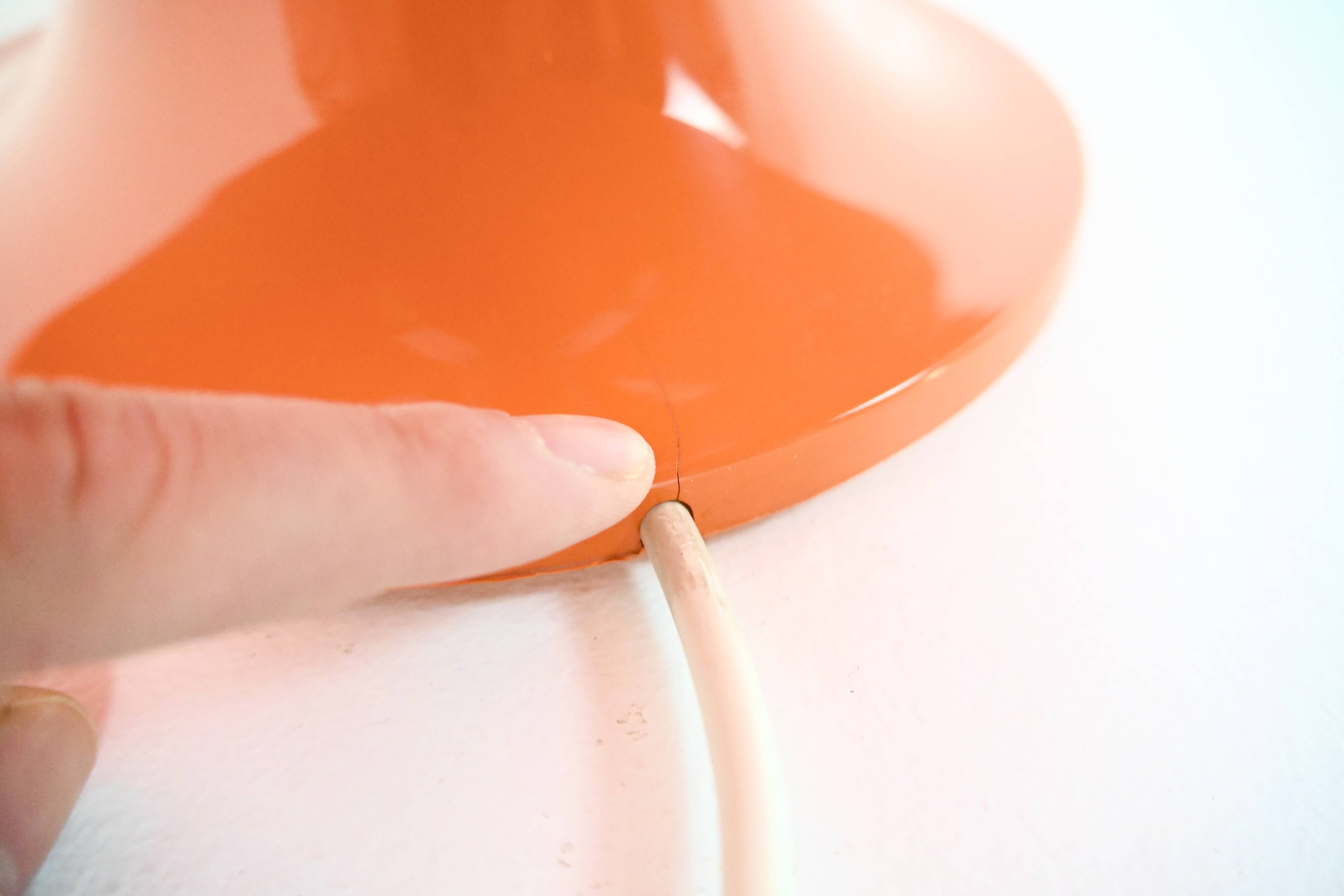 "Nesso" table lamp by Giancarlo Mattioli for Artemide, 1960s.