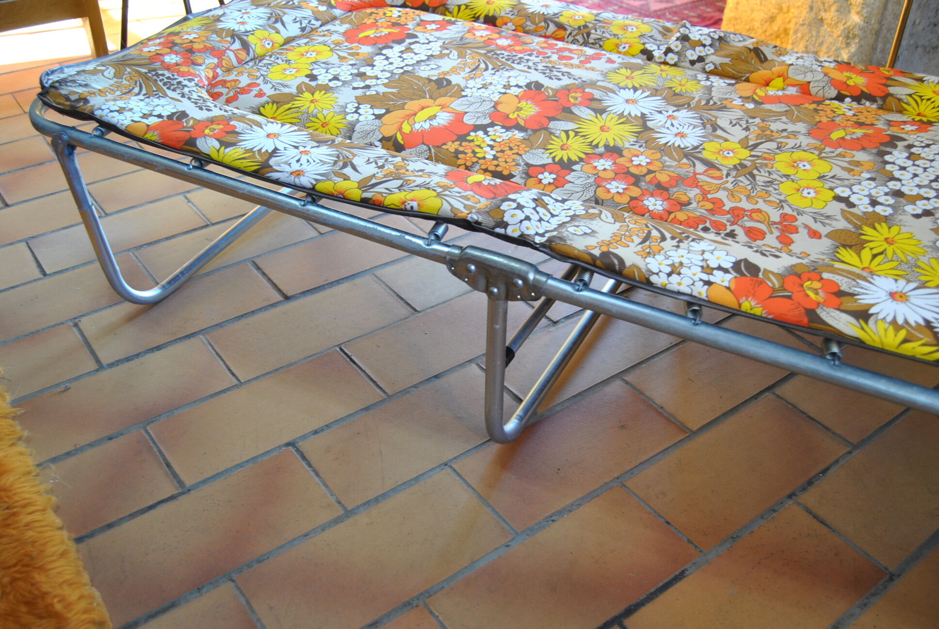 Vintage sunbathing deckchair 70s