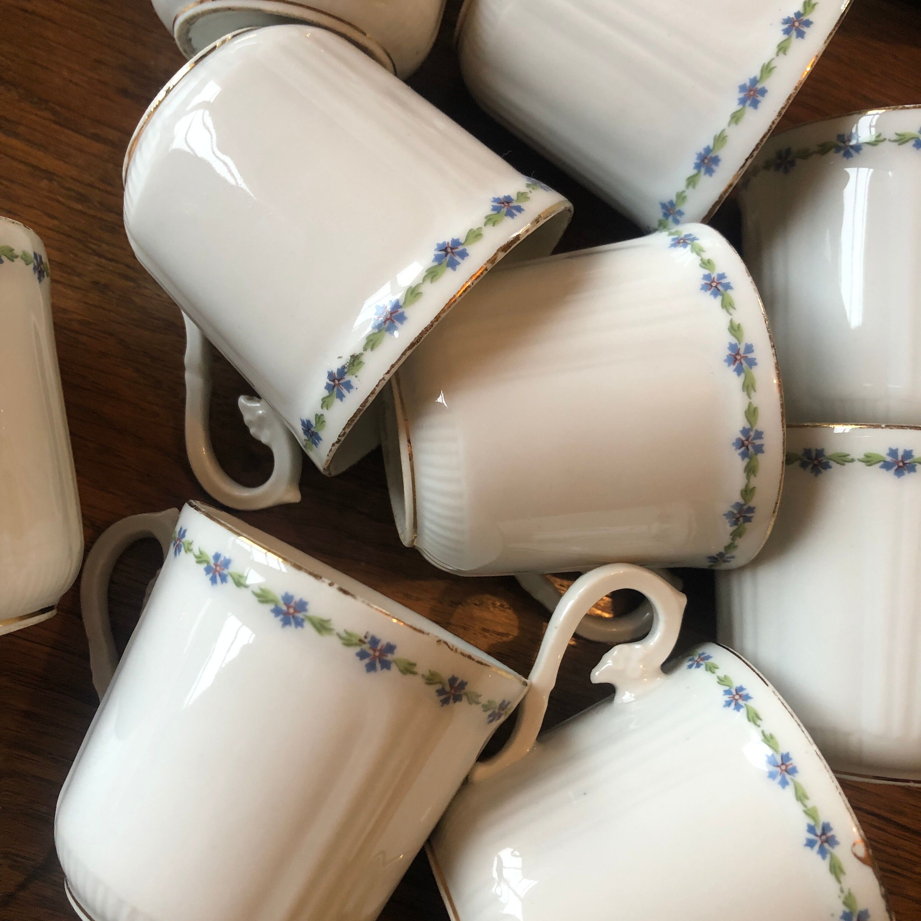 Set of 9 cups and old saucers from Limoges