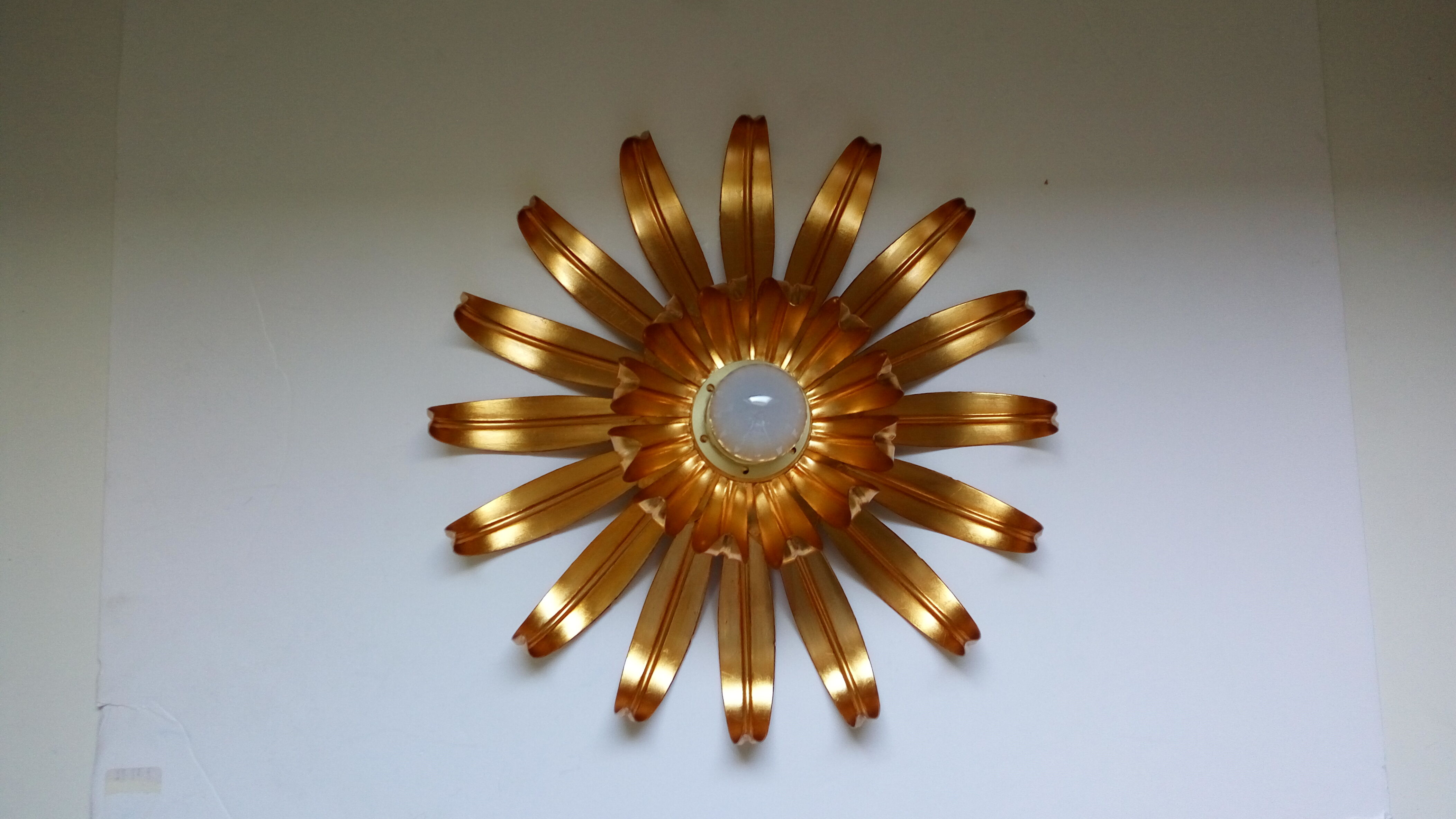 Vintage wall lamp