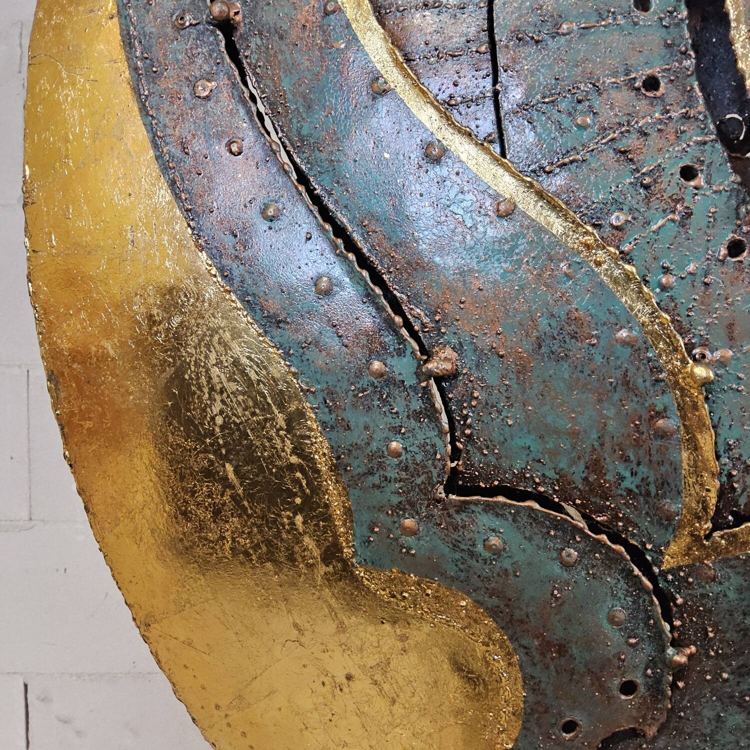 Unique large metal Thai art sculpture floor lamp goldleaf