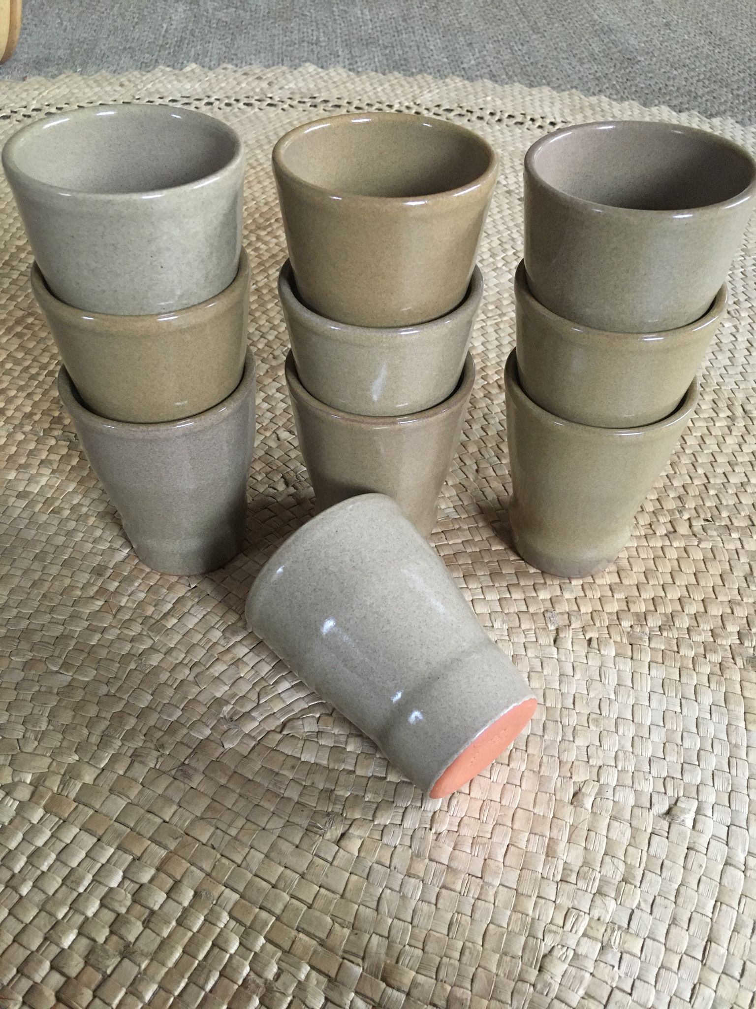 Série de 10 tasses