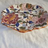 Faience plate of Gien