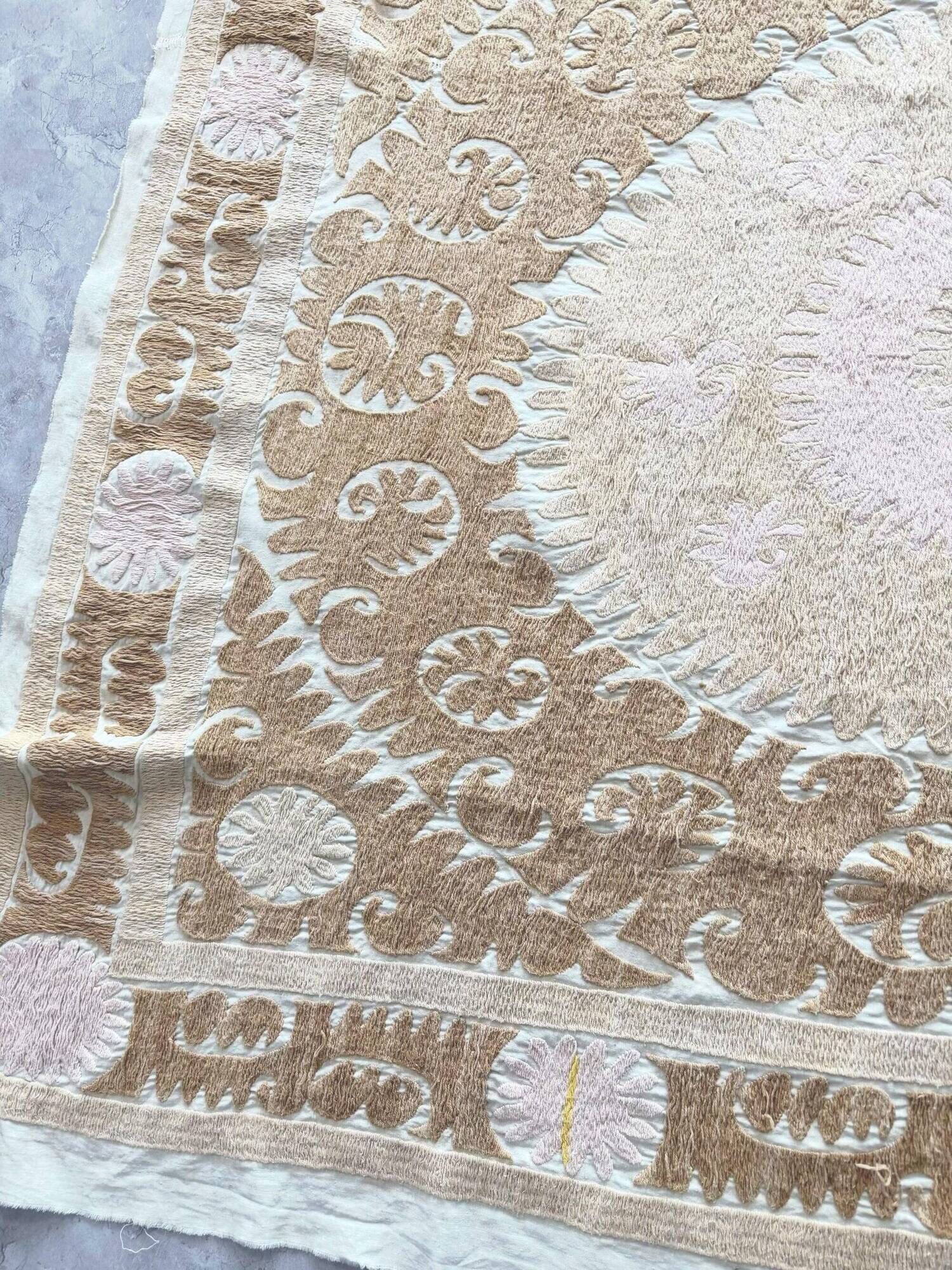 Vintage hand-embroidered tablecloth 150x155 cm