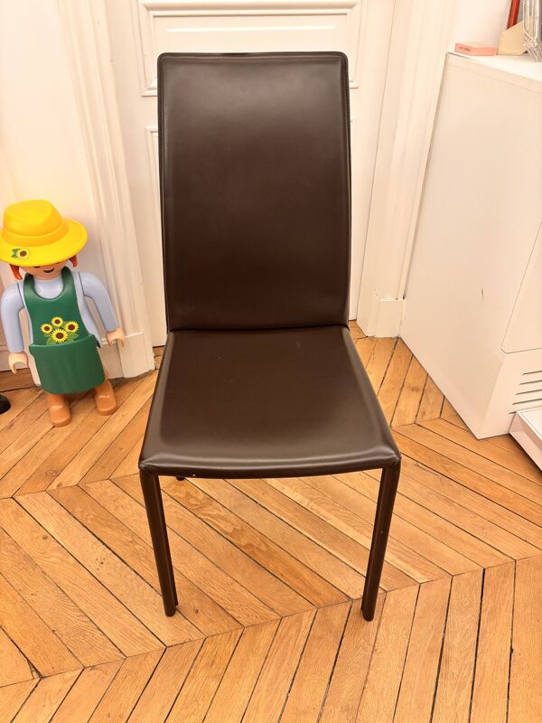 Lot chaises en cuir marron “Roche Bobois”
