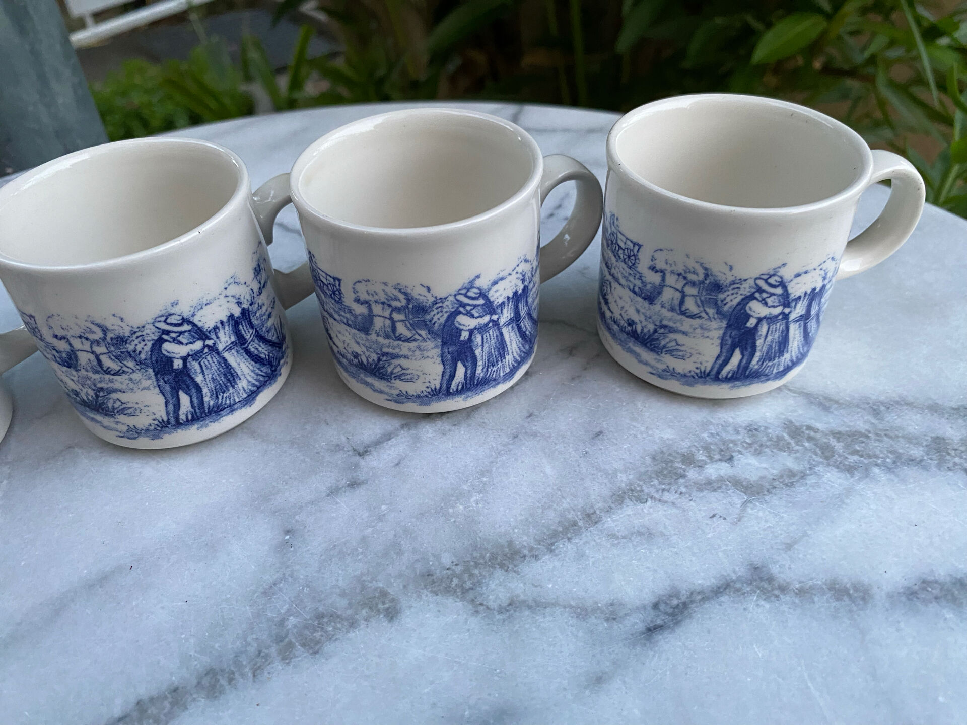 Set of 4 vintage cups/mugs in English earthenware – Churchill England