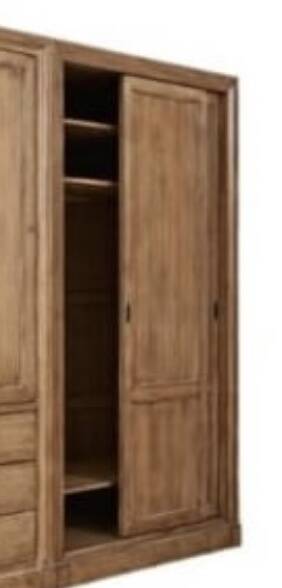 Dressing en bois massif sablé, grande armoire