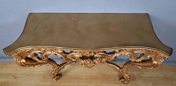 Importante console d’applique en bois doré, style Louis XV – Milieu XXe