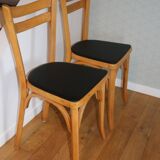 2 chaises Baumann N°19 hêtre clair skai noir