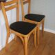 2 chaises Baumann N°19 hêtre clair skai noir