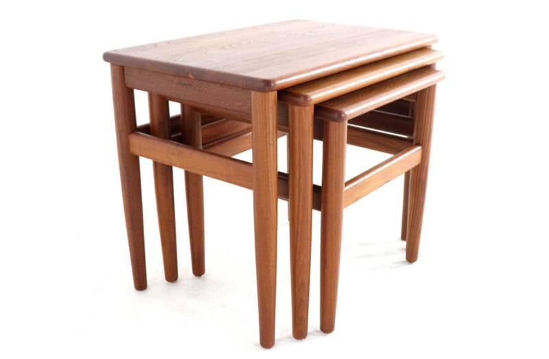Set of 3 Danish Nesting Tables soldi teak - mid century modern design